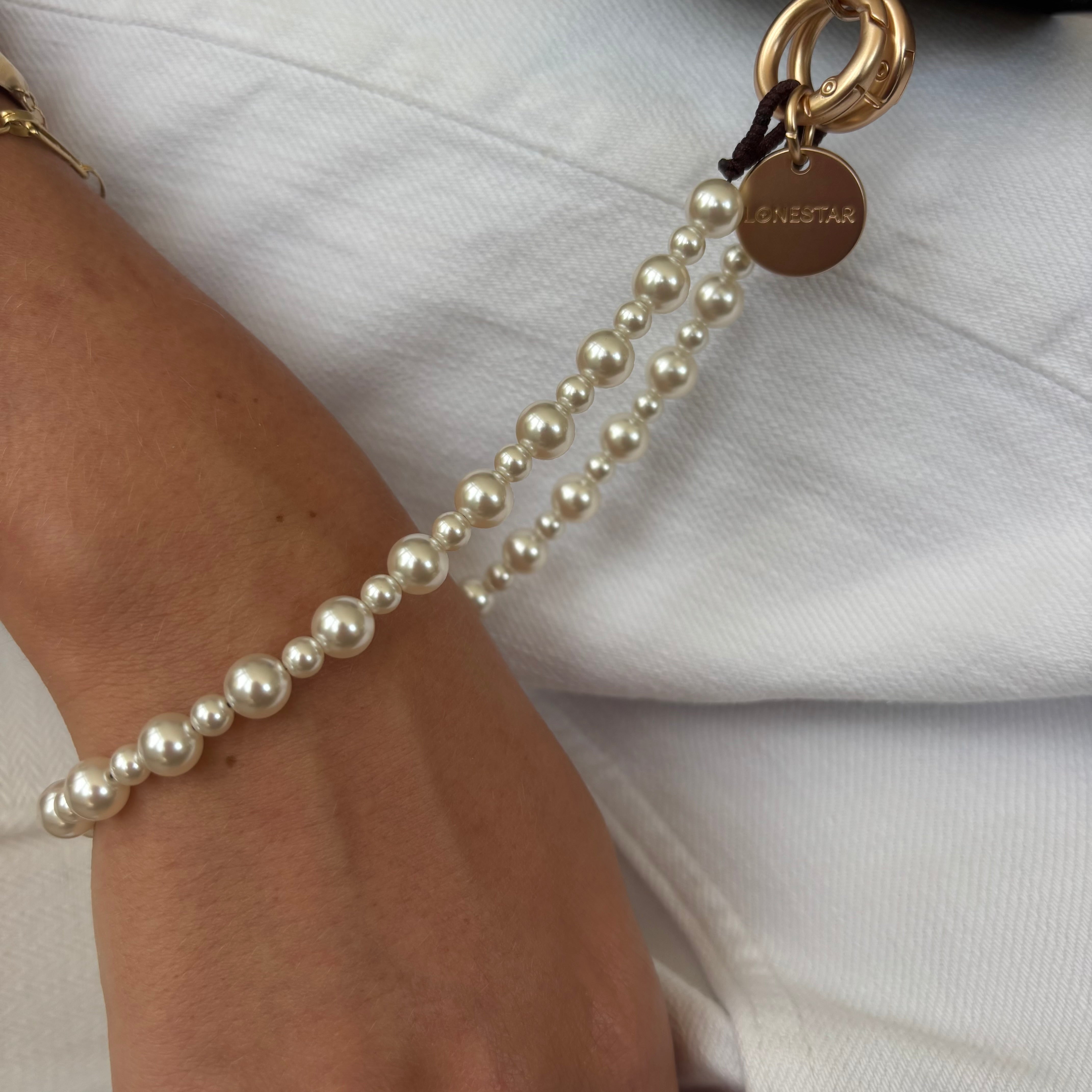 Nomad Wristlet - Pearl