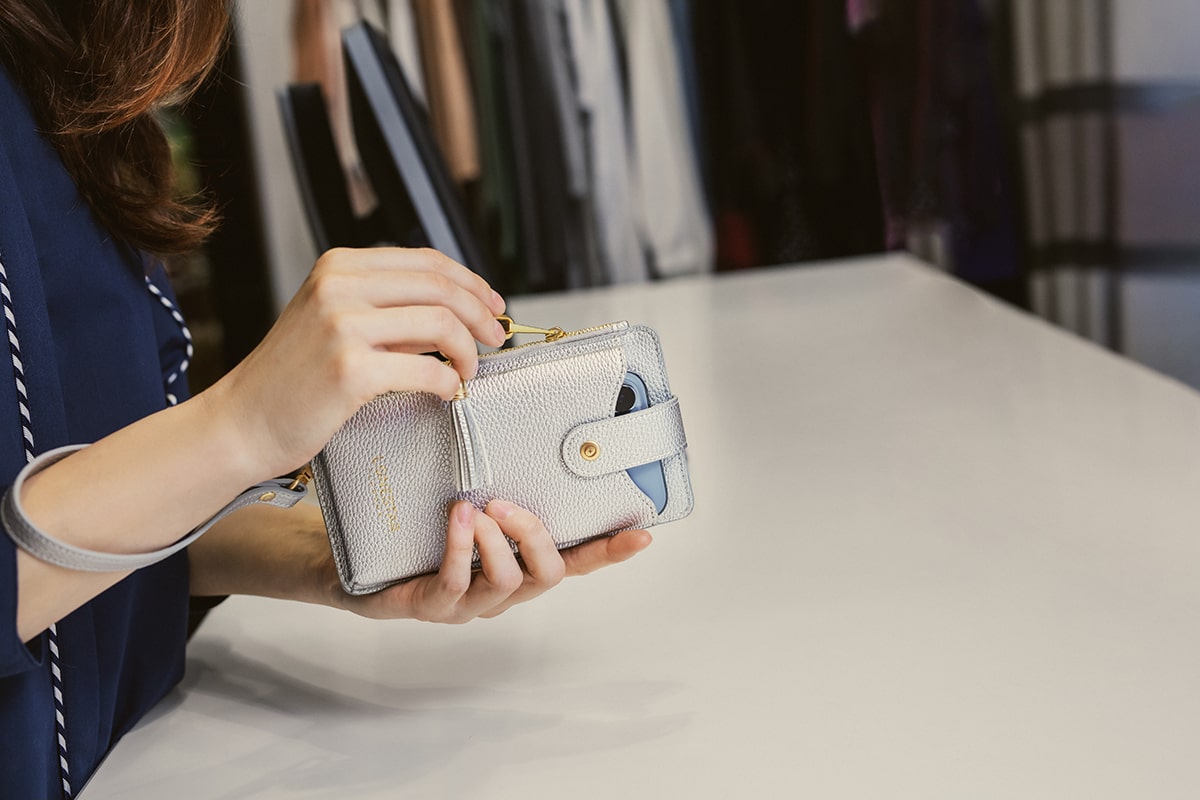 Alya Phone Case Bag Leather Silver