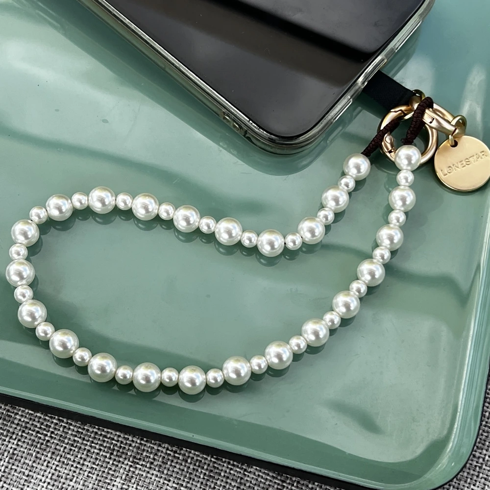 Nomad Wristlet - Pearl