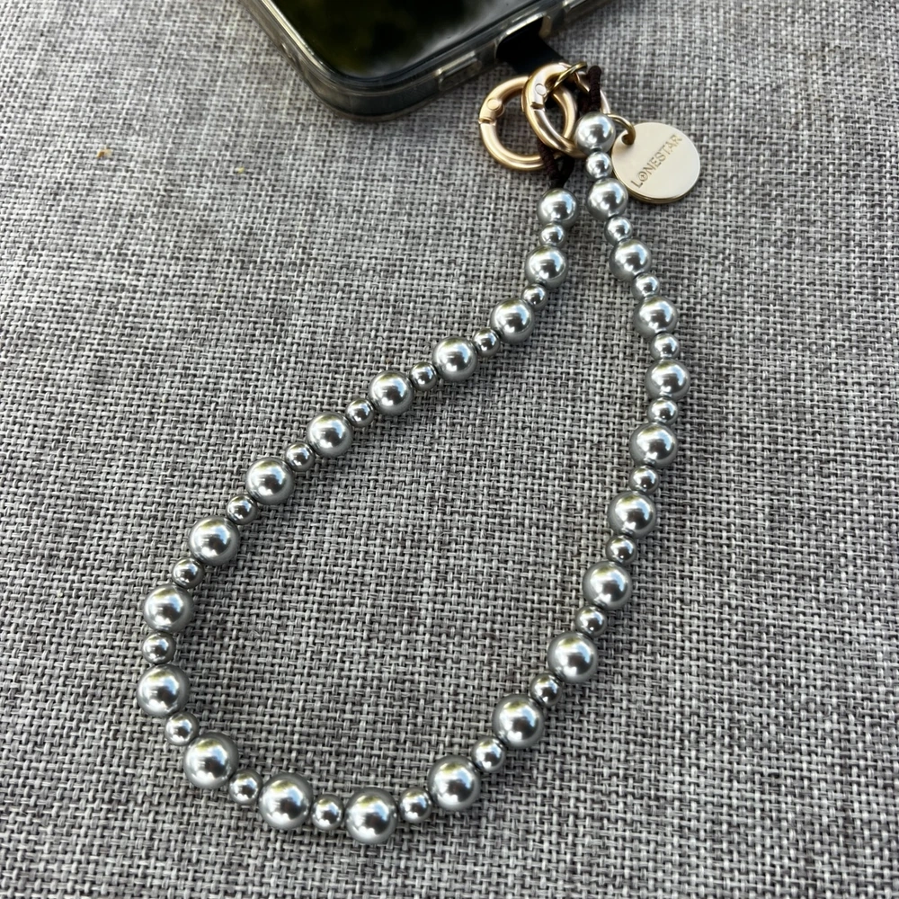Nomad Wristlet - Silver